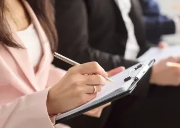 La revisione del ciclo del personale: procedure di controllo, rischi e verifiche del revisore legale.